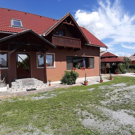 Becze Vanda Kulcsoshaz Lăzarea Exteriér fotografie