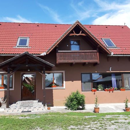 Becze Vanda Kulcsoshaz Lăzarea Exteriér fotografie